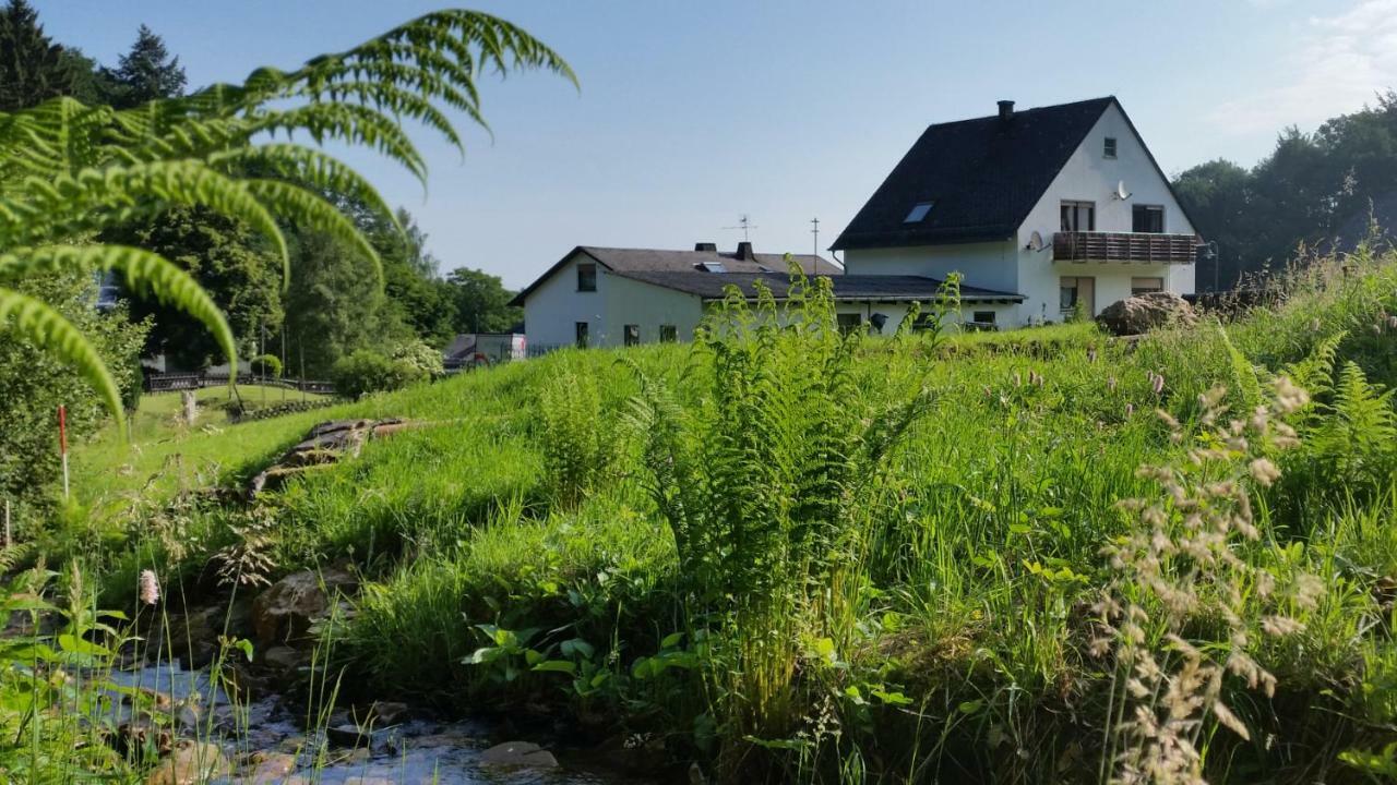 Raeuberhoehle Apartamento Deuselbach Exterior foto